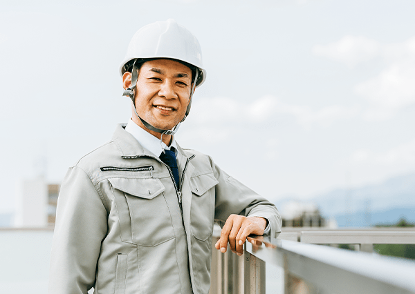 作業着を着た男性